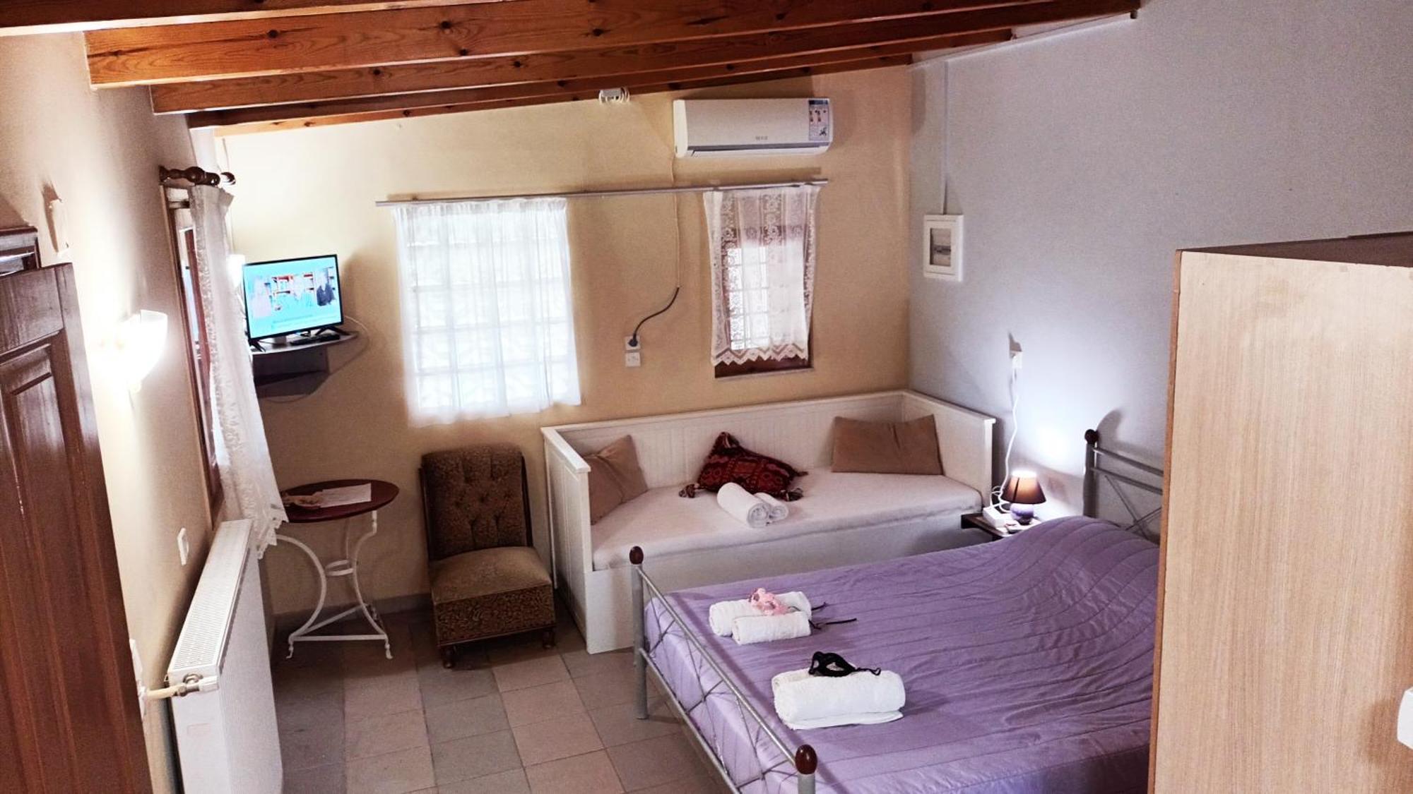 Olives House Villa Vromonerion Exterior photo